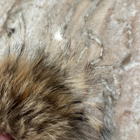 Genuine Fur Pom - Picture 7 of 7